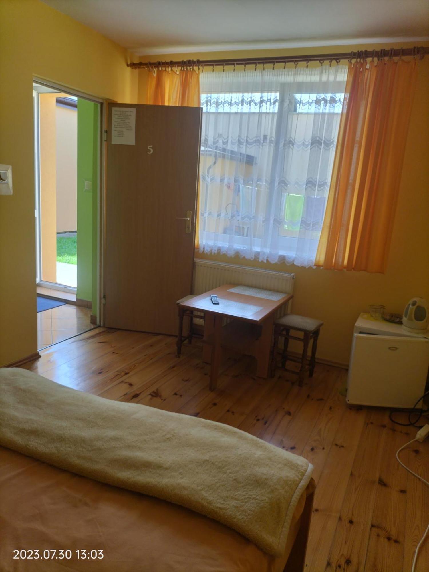 Pokoje Goscinne U Basi Mielno  Room photo